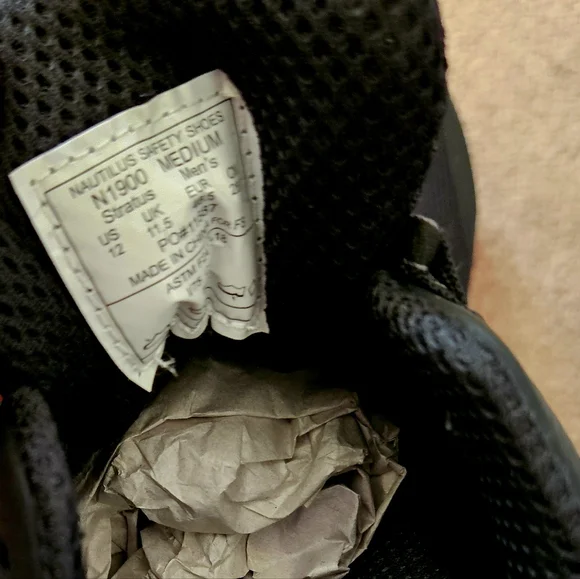 NAUTILUS  Mens Work Shoes [NWT] - Picture 5 of 8